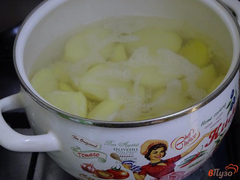 Фото приготовление рецепта: Картофель запеченный в духовке шаг №6