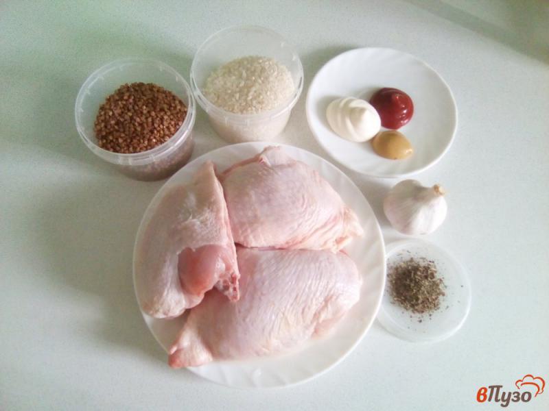 Фото приготовление рецепта: Курица с гречкой и рисом в духовке шаг №1