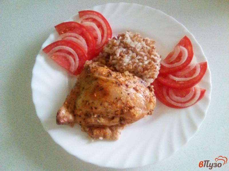 Фото приготовление рецепта: Курица с гречкой и рисом в духовке шаг №7