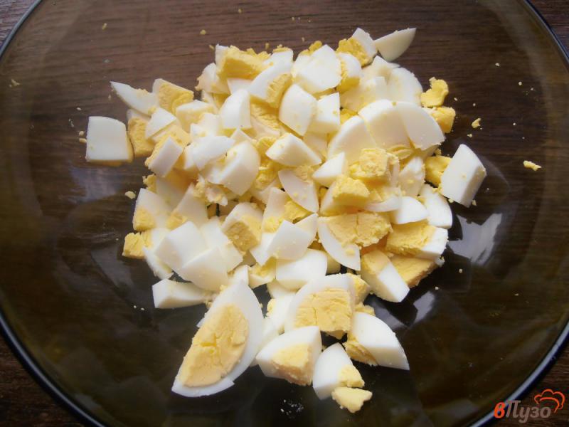 Фото приготовление рецепта: Салат из цветной капусты с огурцами шаг №5