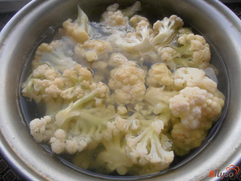 Фото приготовление рецепта: Овощное рагу с цветной капустой и картошкой шаг №2