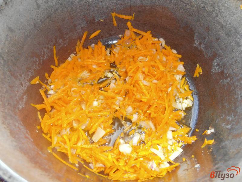 Фото приготовление рецепта: Овощное рагу с цветной капустой и картошкой шаг №4