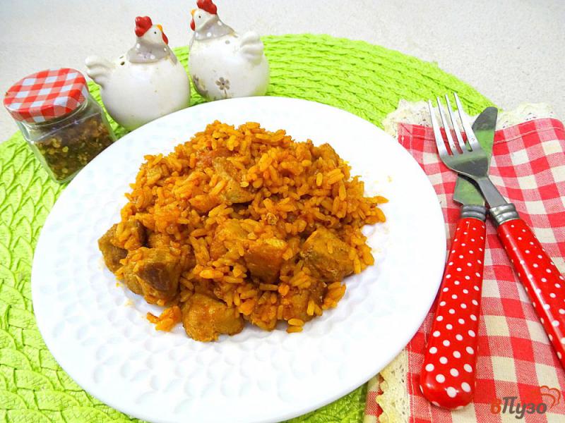 Фото приготовление рецепта: Рис со свининой и томатом шаг №10