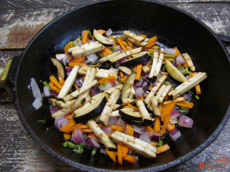 Фото приготовление рецепта: Фрикадельки в овощном соусе шаг №4