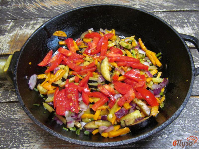 Фото приготовление рецепта: Фрикадельки в овощном соусе шаг №5