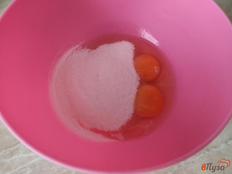Фото приготовление рецепта: Кекс на абрикосовом пюре шаг №4