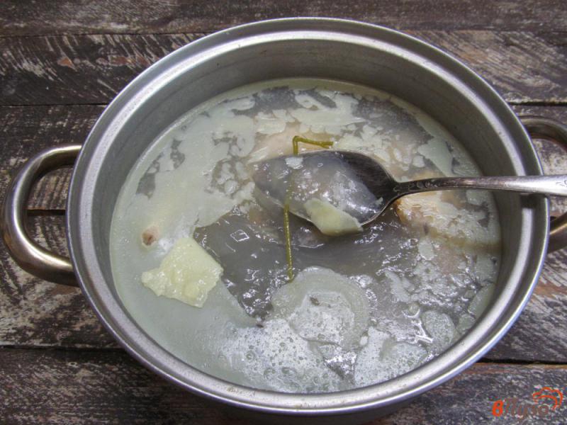 Фото приготовление рецепта: Суп бедняков их гороха с перловкой шаг №2