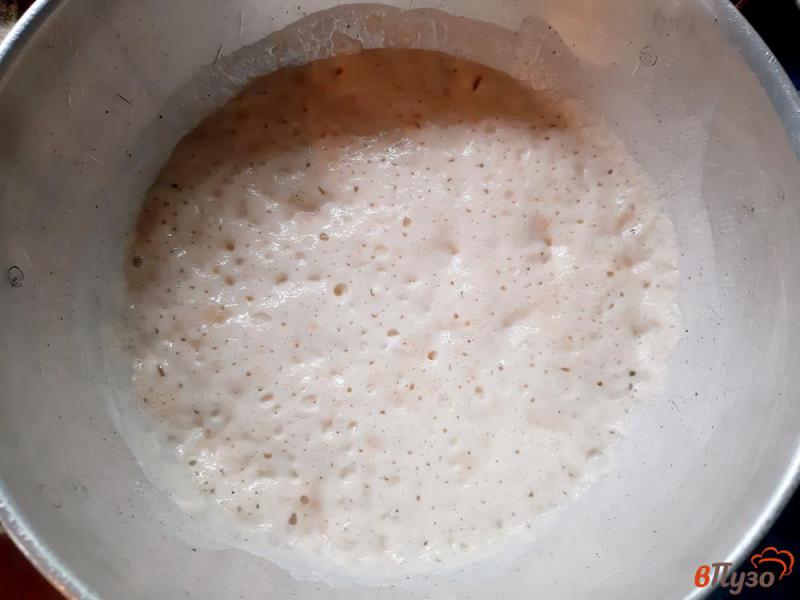Фото приготовление рецепта: Хлеб пшеничный с цельнозерновой мукой и маслинами в мультиварке шаг №1