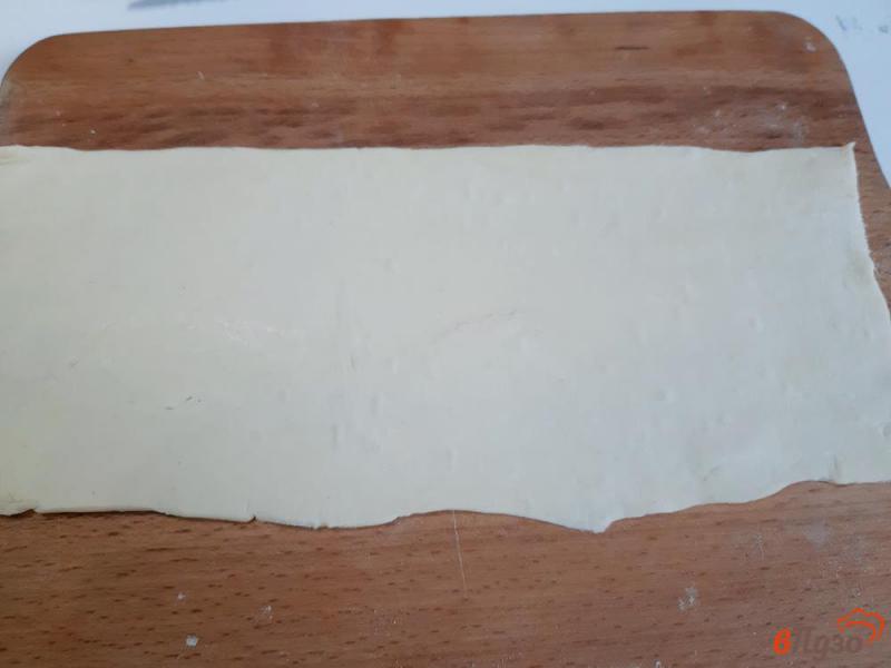 Фото приготовление рецепта: Сосиски в слоеном тесте с  кунжутом шаг №1