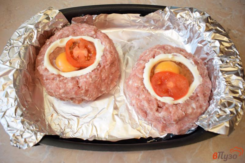 Фото приготовление рецепта: Мясные гнезда с яйцом шаг №3