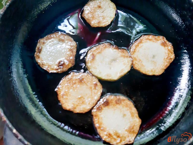 Фото приготовление рецепта: Закуска из кабачка с икрой шаг №3