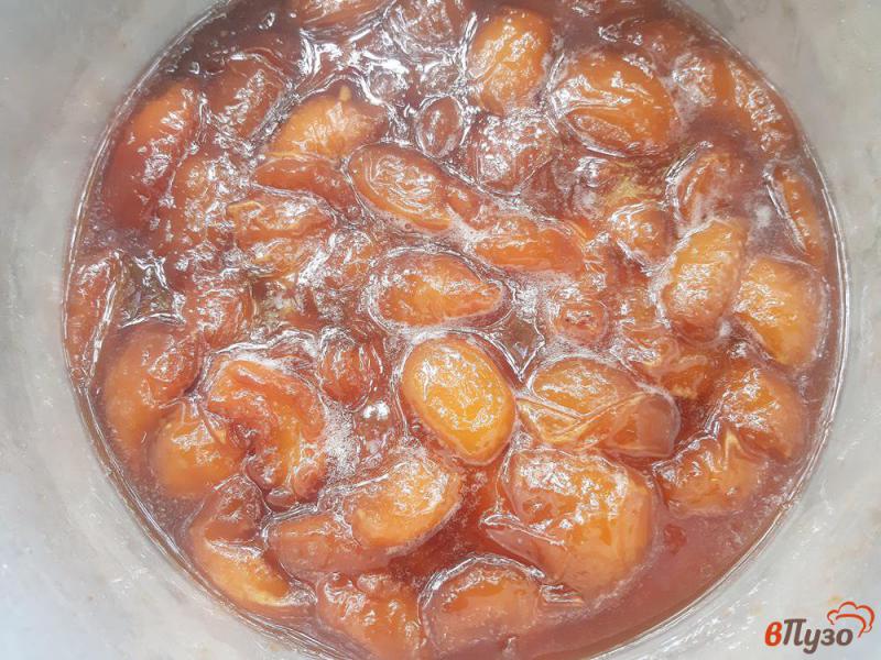 Фото приготовление рецепта: Варенье из персиков шаг №6