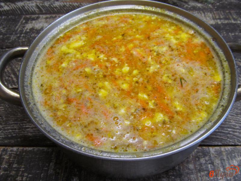 Фото приготовление рецепта: Гороховый суп с яйцами и зеленью шаг №8