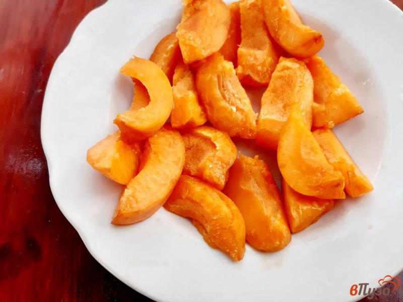 Фото приготовление рецепта: Пирог с абрикосами на кефире в мультиварке шаг №10