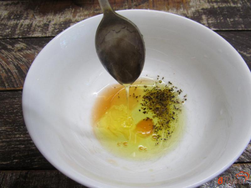 Фото приготовление рецепта: Острый салат из огурцов шаг №2
