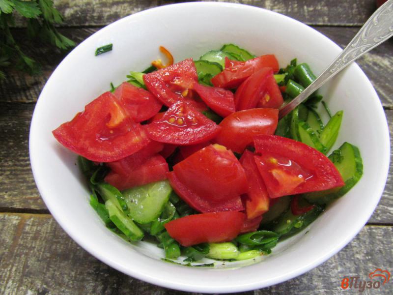 Фото приготовление рецепта: Острый салат из огурцов шаг №6