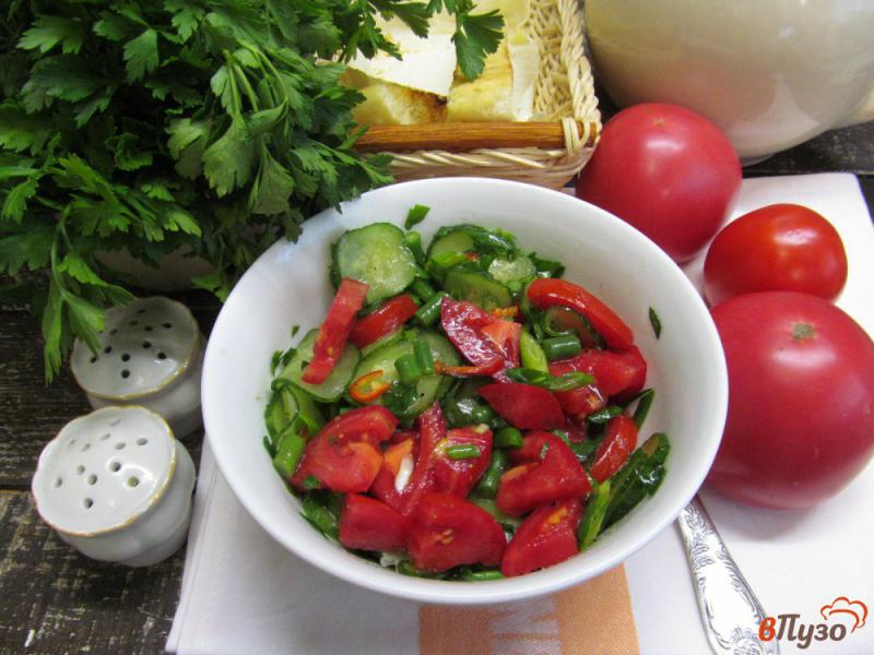 Фото приготовление рецепта: Острый салат из огурцов шаг №7