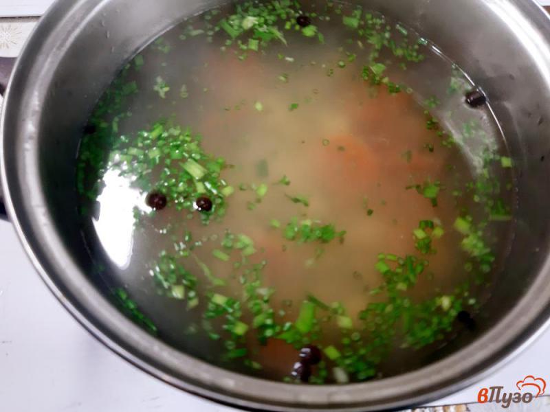 Фото приготовление рецепта: Суп рыбный из толстолоба шаг №7
