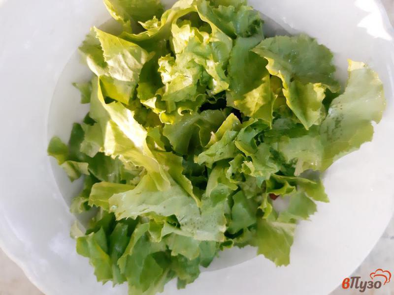 Фото приготовление рецепта: Салат овощной с семгой шаг №2