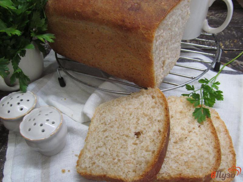 Фото приготовление рецепта: Белый хлеб на сыворотке с овсяными отрубями шаг №10