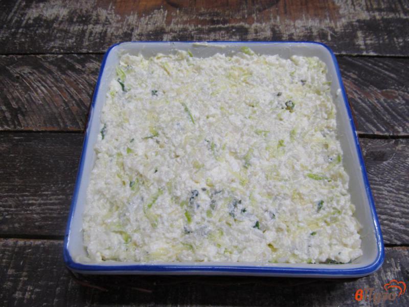 Фото приготовление рецепта: Творожная запеканка с рисом и кабачком шаг №3