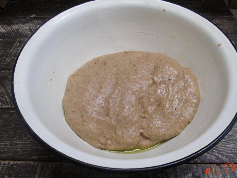 Фото приготовление рецепта: Пшеничный хлеб с льняной мукой на молоке шаг №5
