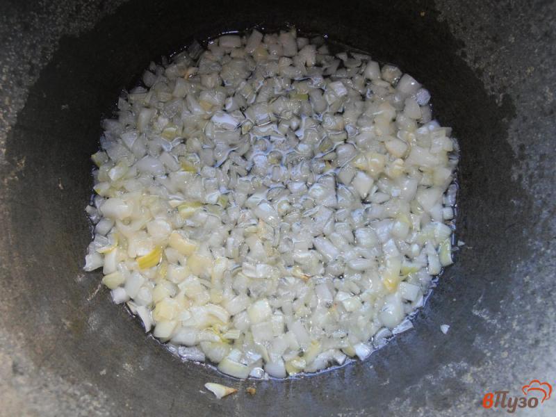 Фото приготовление рецепта: Рис с фаршем в сметане шаг №1