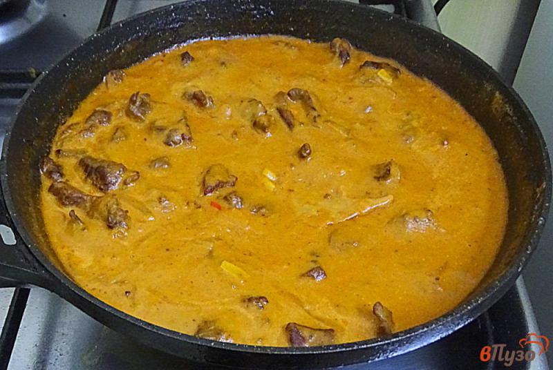 Фото приготовление рецепта: Говядина в сливочно-томатном соусе шаг №9