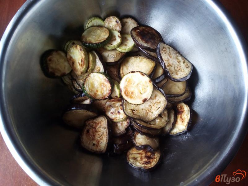 Фото приготовление рецепта: Баклажаны и кабачки с приправой для шашлыка на зиму шаг №4