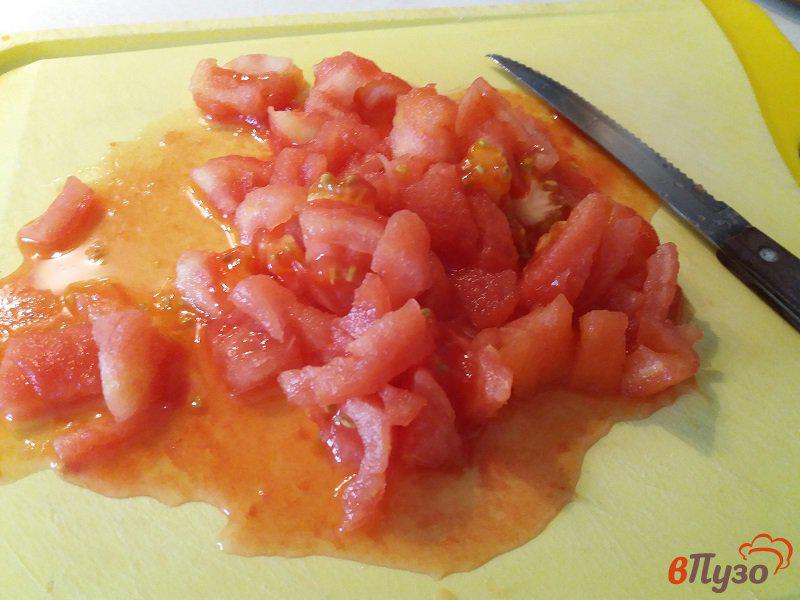 Фото приготовление рецепта: Соус-приправа из помидор с чесноком на зиму шаг №4