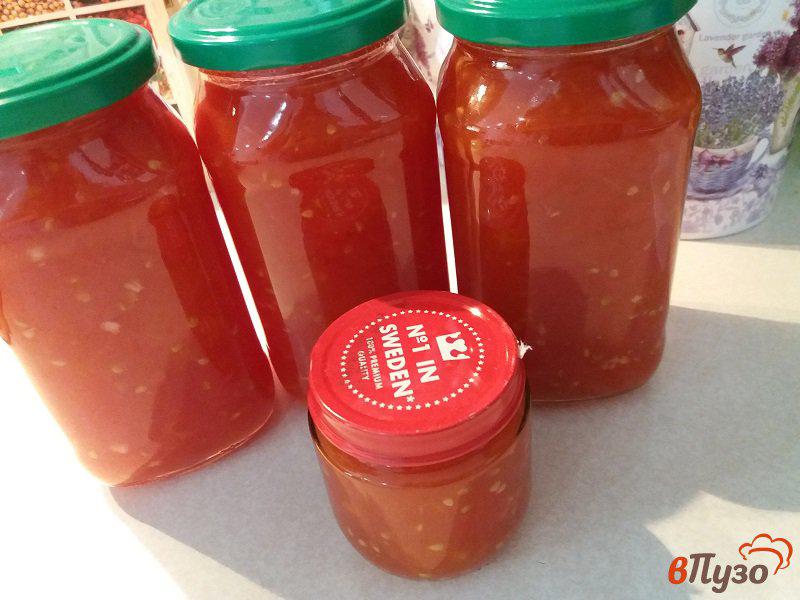 Фото приготовление рецепта: Соус-приправа из помидор с чесноком на зиму шаг №9