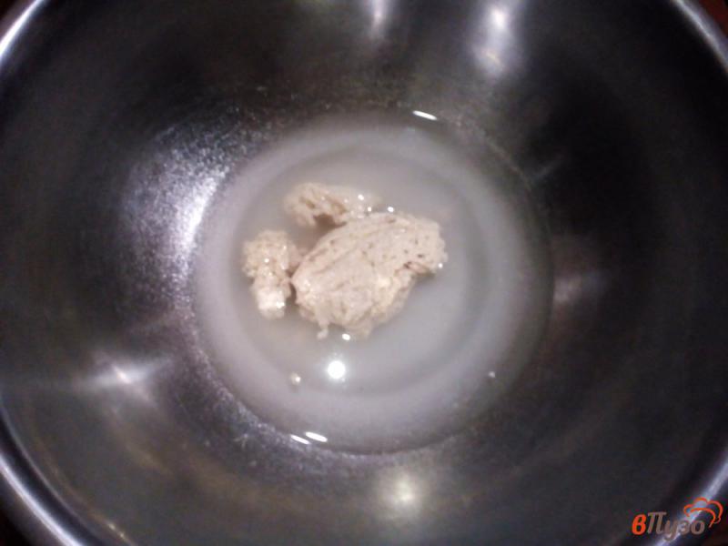 Фото приготовление рецепта: Хлеб с ржаной и цельнозерновой мукой на закваске шаг №1