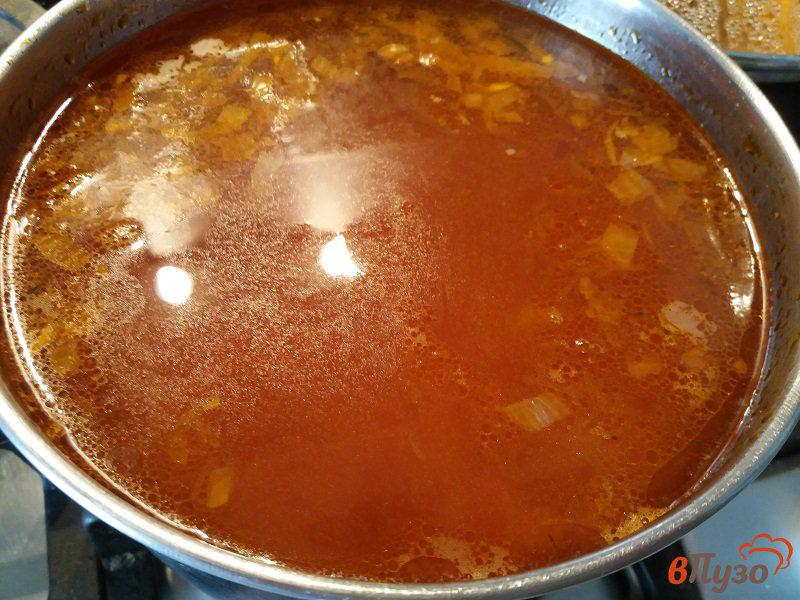 Фото приготовление рецепта: Томатный суп на курином бульоне шаг №7
