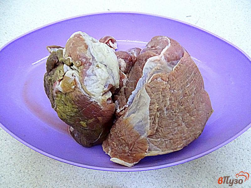 Фото приготовление рецепта: Блинчики с мясом и плавленым сыром. шаг №1