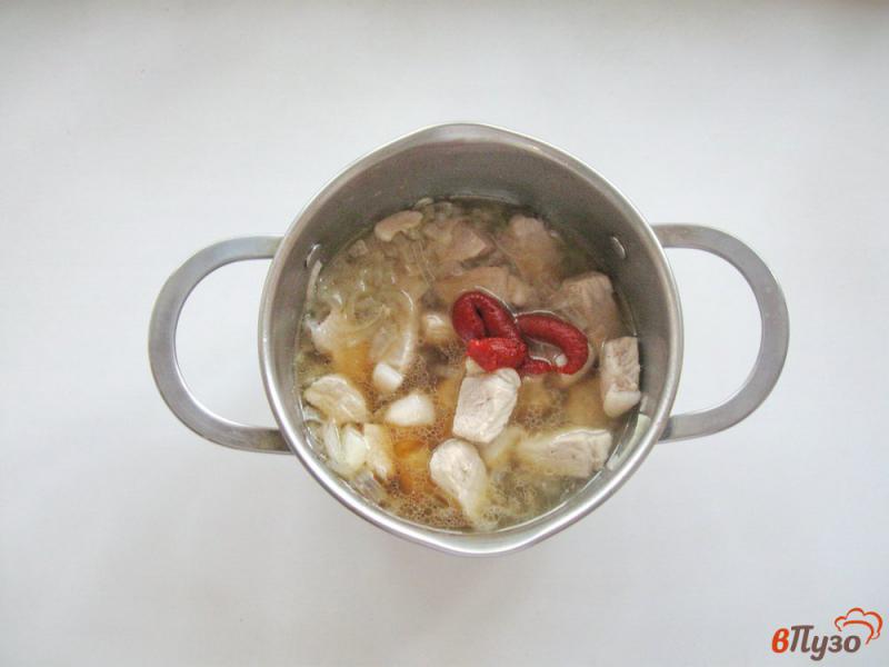 Фото приготовление рецепта: Свинина в томатно-соевом соусе шаг №4