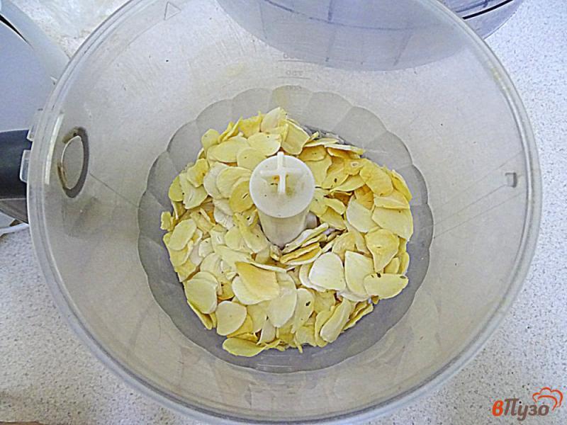 Фото приготовление рецепта: Три способа заготовки чеснока на зиму шаг №5