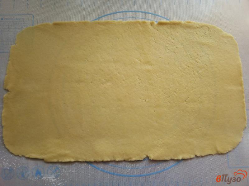 Фото приготовление рецепта: Слоёное песочное печенье с маком шаг №6