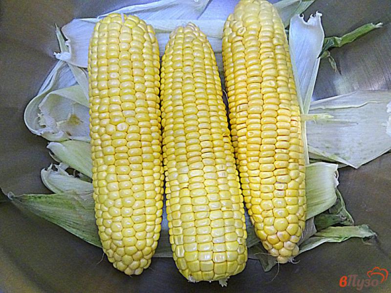 Фото приготовление рецепта: Варка кукурузы шаг №4
