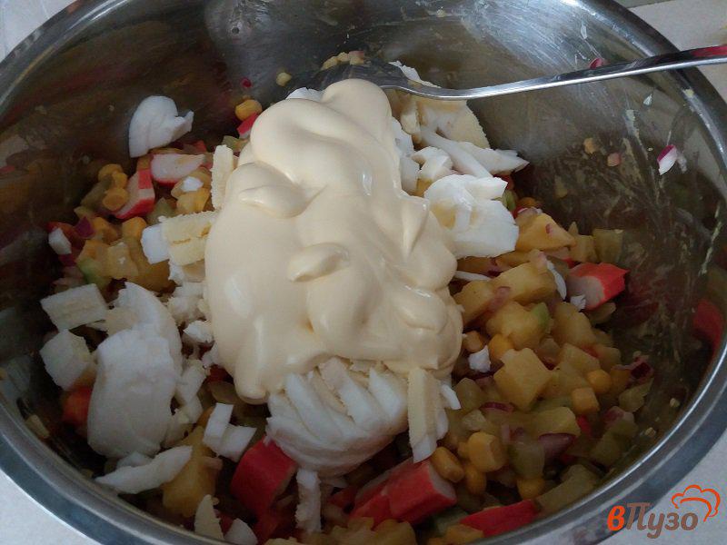 Фото приготовление рецепта: Картофельный салат с крабовыми палочками шаг №12
