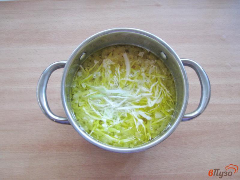 Фото приготовление рецепта: Овощной суп с помидорами и рисом шаг №3