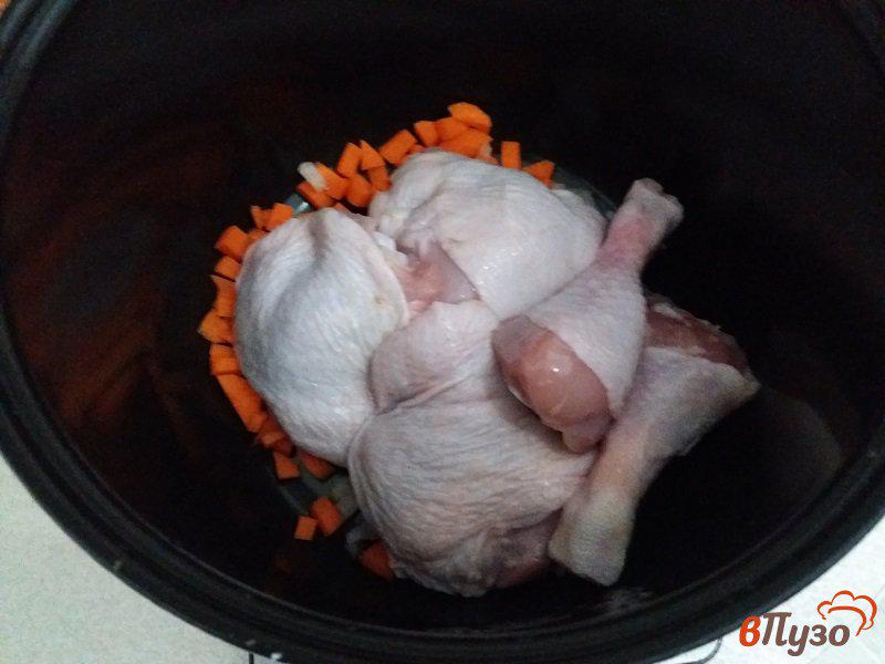 Фото приготовление рецепта: Куриный суп с вермишелью шаг №3