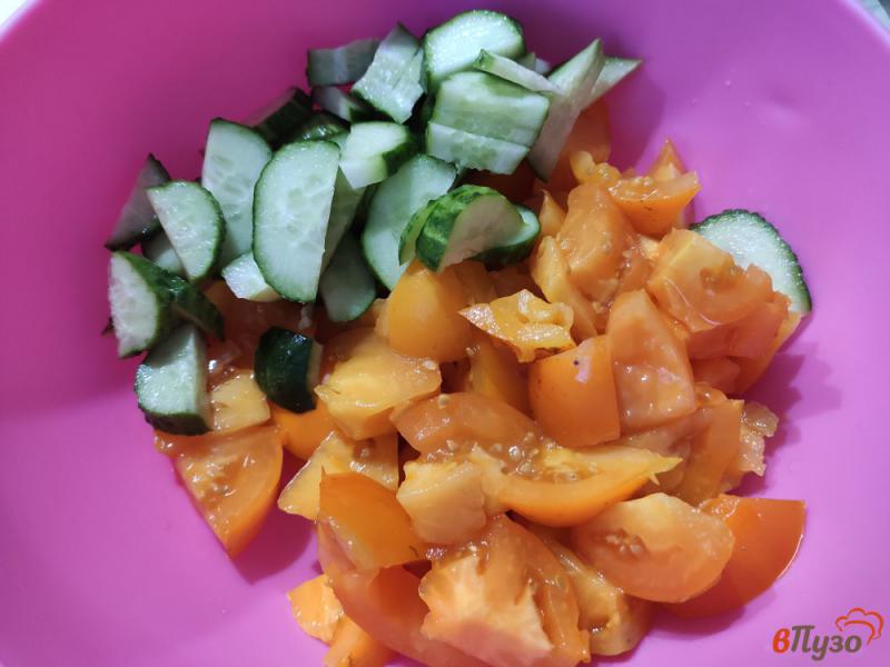 Фото приготовление рецепта: Овощной салат с зеленью шаг №2