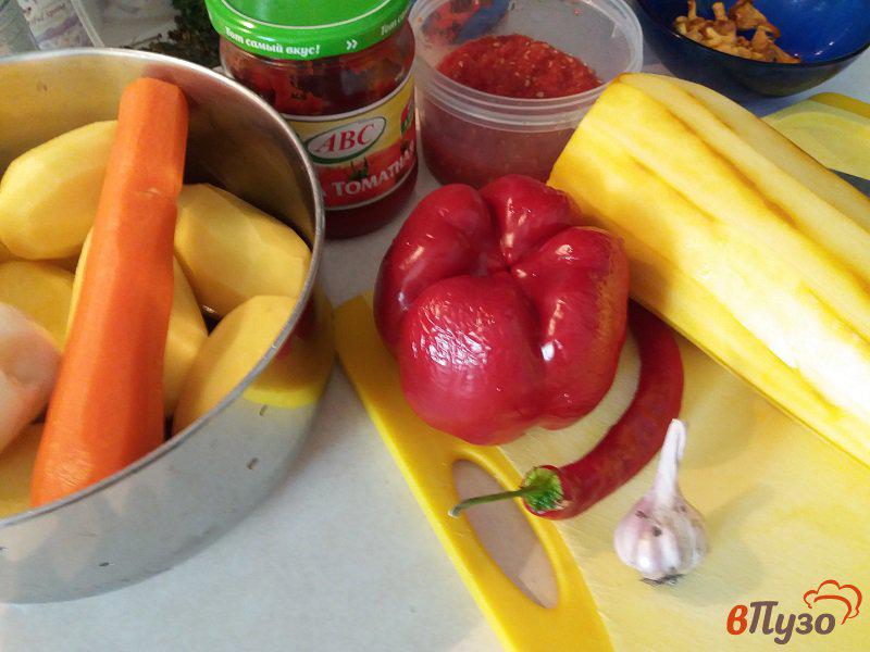 Фото приготовление рецепта: Овощной гарнир из картофеля шаг №1