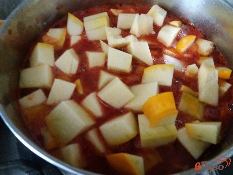 Фото приготовление рецепта: Патиссоны в томатной заливке шаг №5