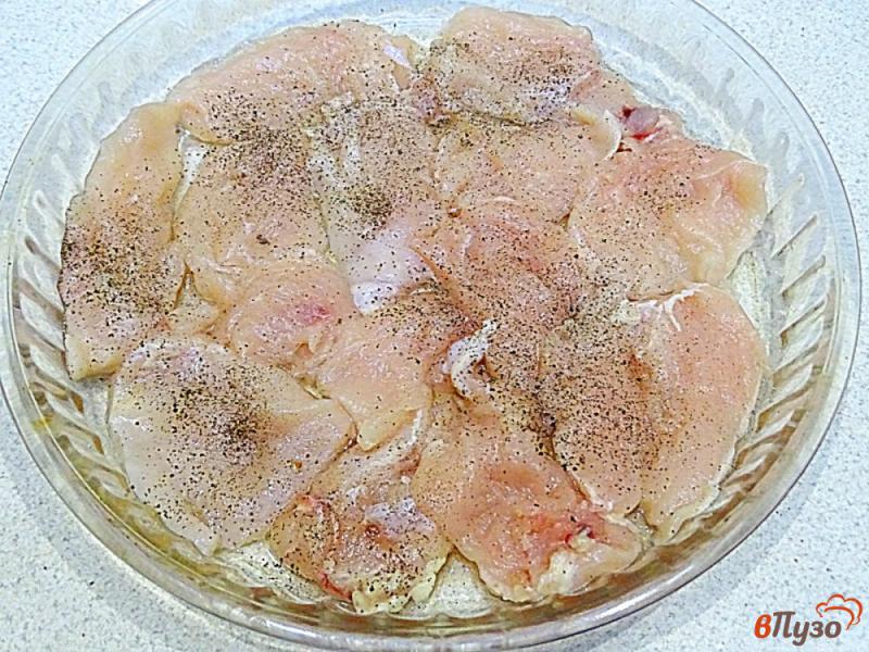 Фото приготовление рецепта: Картофельная запеканка с куриным филе шаг №3