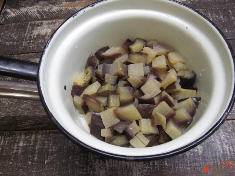 Фото приготовление рецепта: Салат - закуска из баклажанов шаг №3
