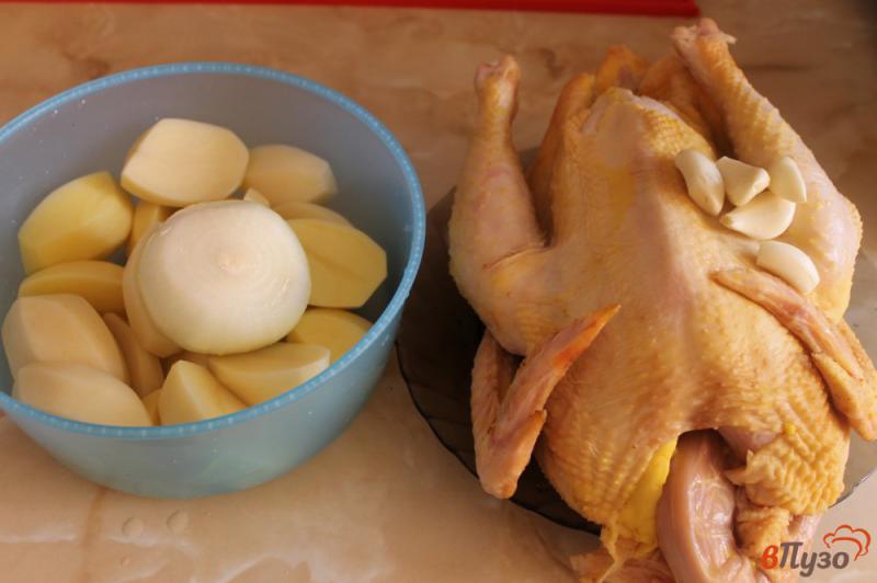 Фото приготовление рецепта: Курица запеченная с картофелем в рукаве шаг №1