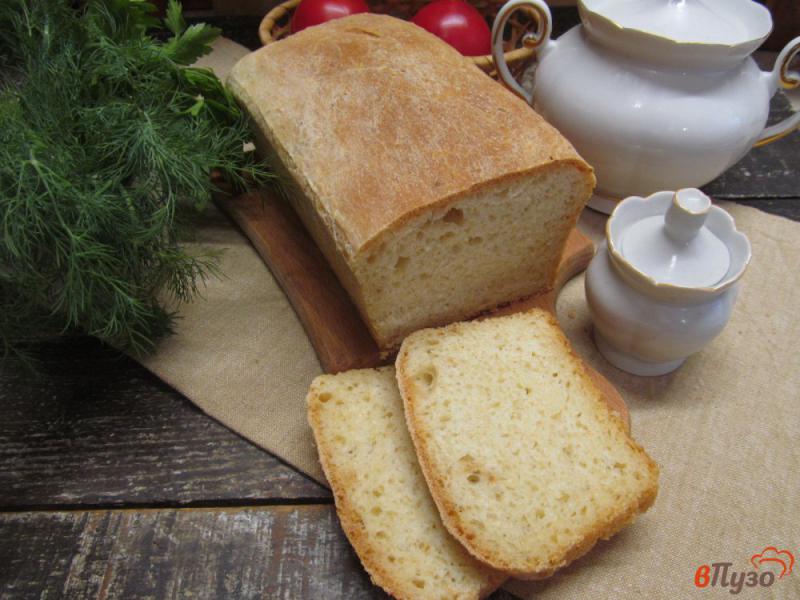 Фото приготовление рецепта: Белый хлеб на кефире с оливковым маслом и кунжутом шаг №10