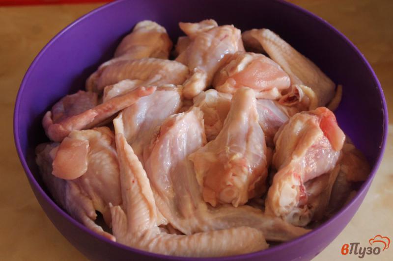 Фото приготовление рецепта: Куриные крылья по - домашнему шаг №1