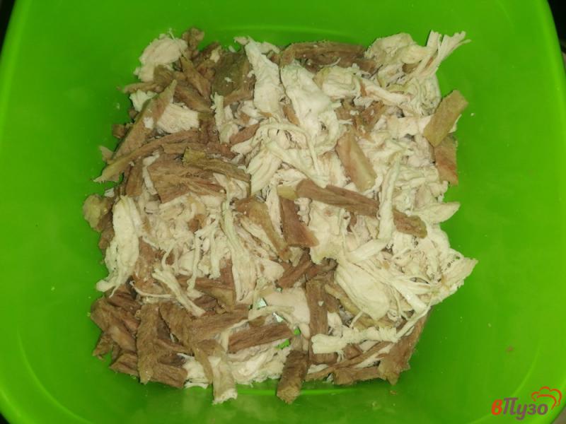 Фото приготовление рецепта: Заливное из говядины и курицы шаг №4